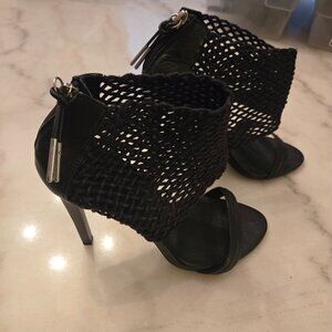 L.A.M.B. by Gwen Stefani Black Woven Mesh Heels with Back Zip